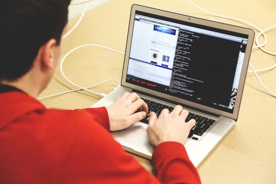 How to Plan a Host Migration Checklist Before You Touch DNS