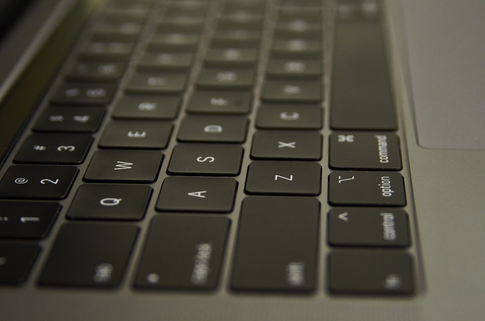 How to Spot Hosting Billing Traps in the Fine Print